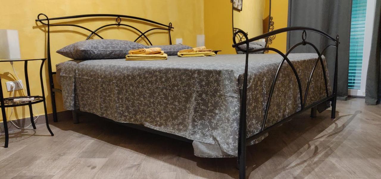 Appartement Affitto Turistico - La Terrazzina à Monterotondo  Extérieur photo